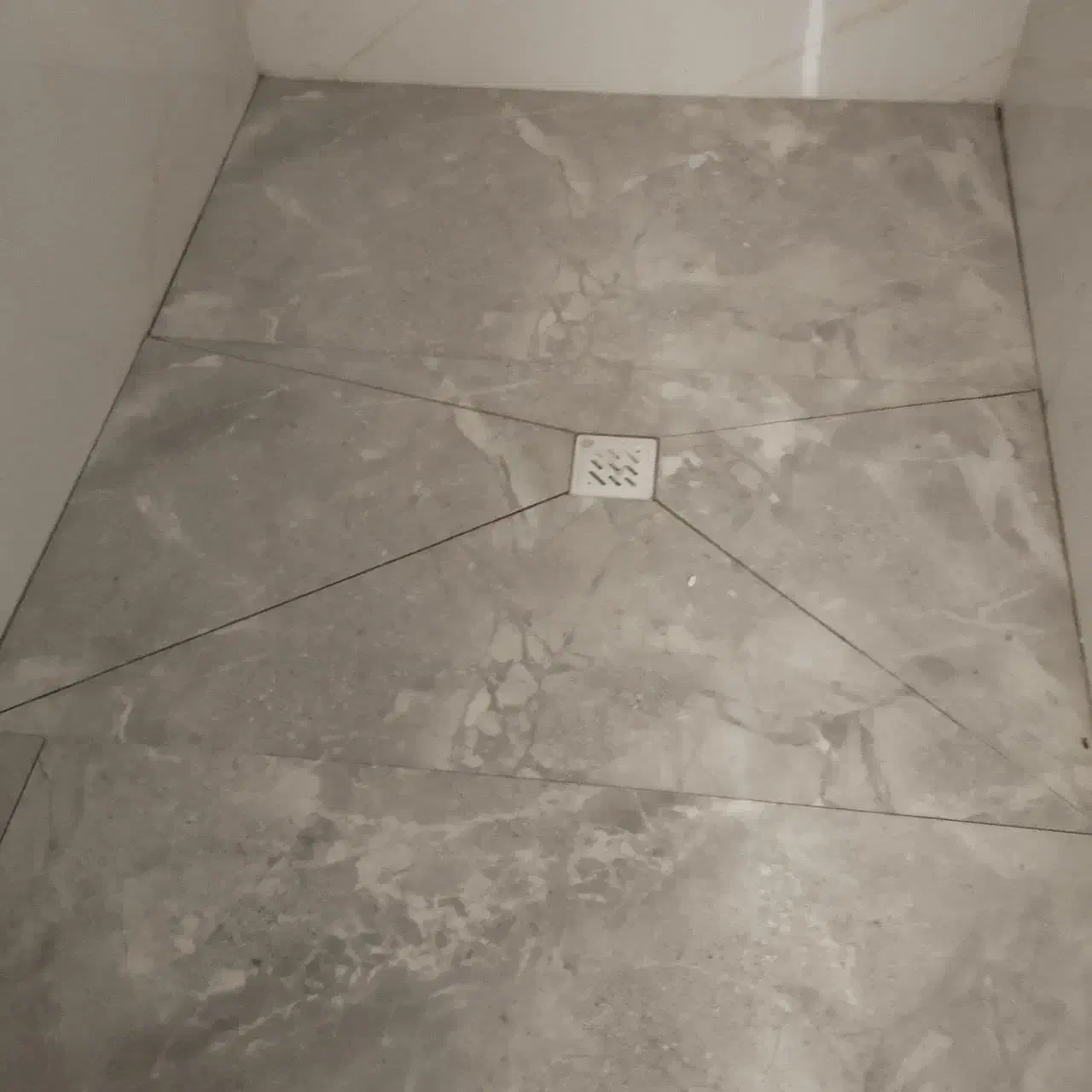 کاشیکاری نصب کاشی|خدمات پیشه و مهارت|همدان, |دیوار