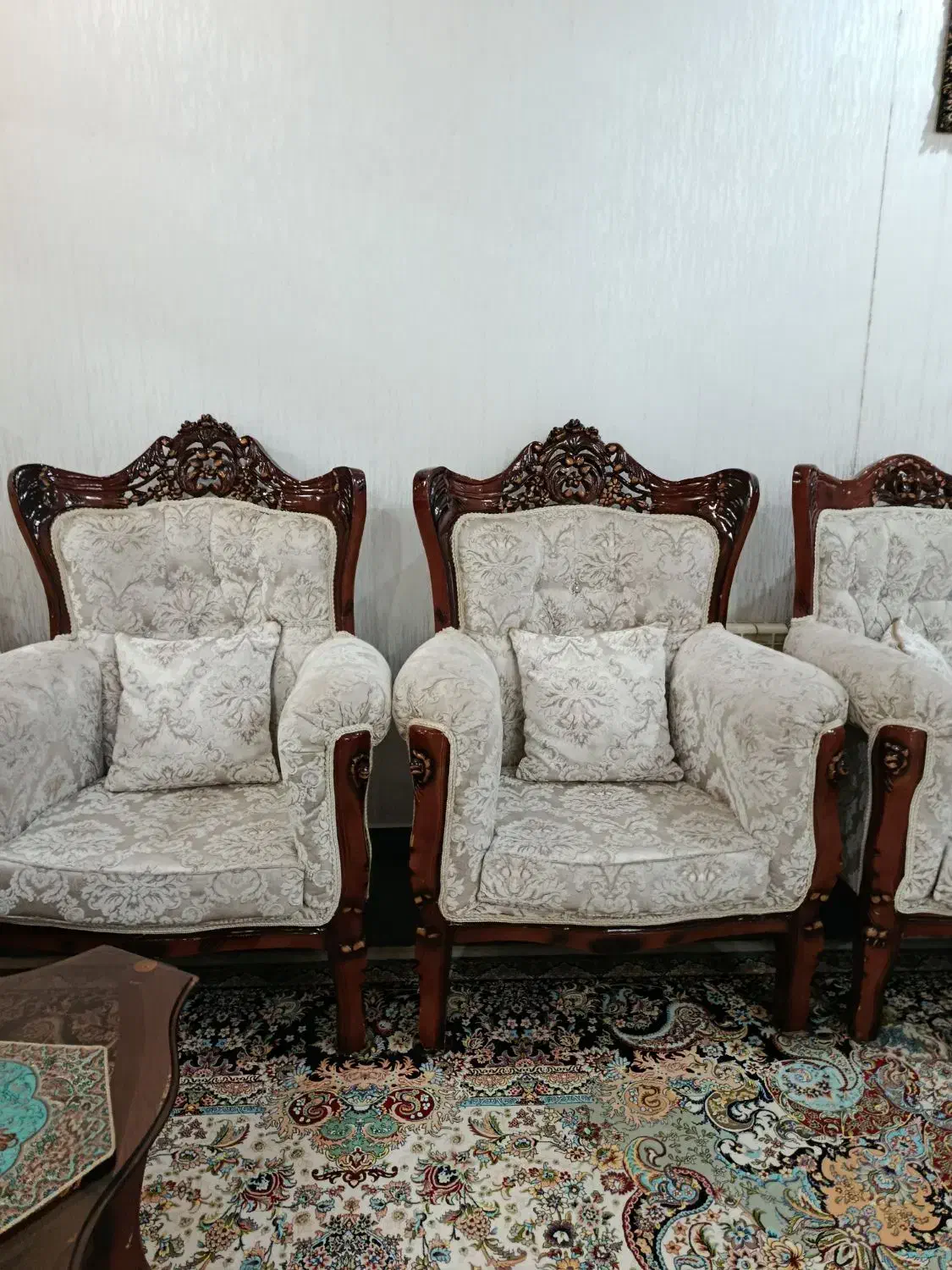 مبل سلطنتی 9نفره|مبلمان خانگی و میز عسلی|مریوان, |دیوار