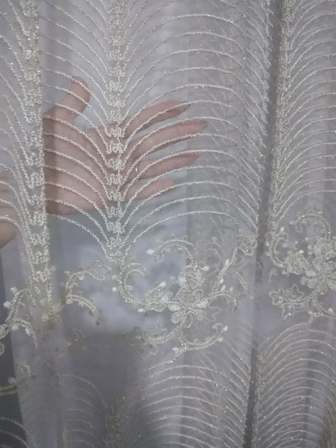 قالی راهرویی و پرده|فرش|اهواز, کوی باهنر|دیوار