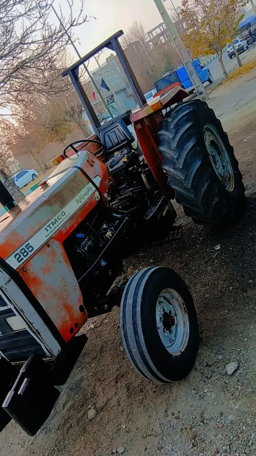 تراکتور ۲۸۵درحد|خودرو سنگین|میاندوآب, |دیوار