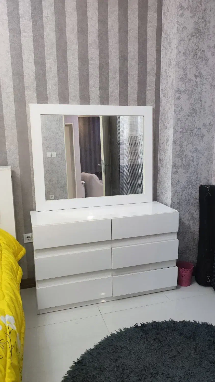 تخت خواب ومیز توالت|تخت و سرویس خواب|احمدآبادمستوفی, |دیوار