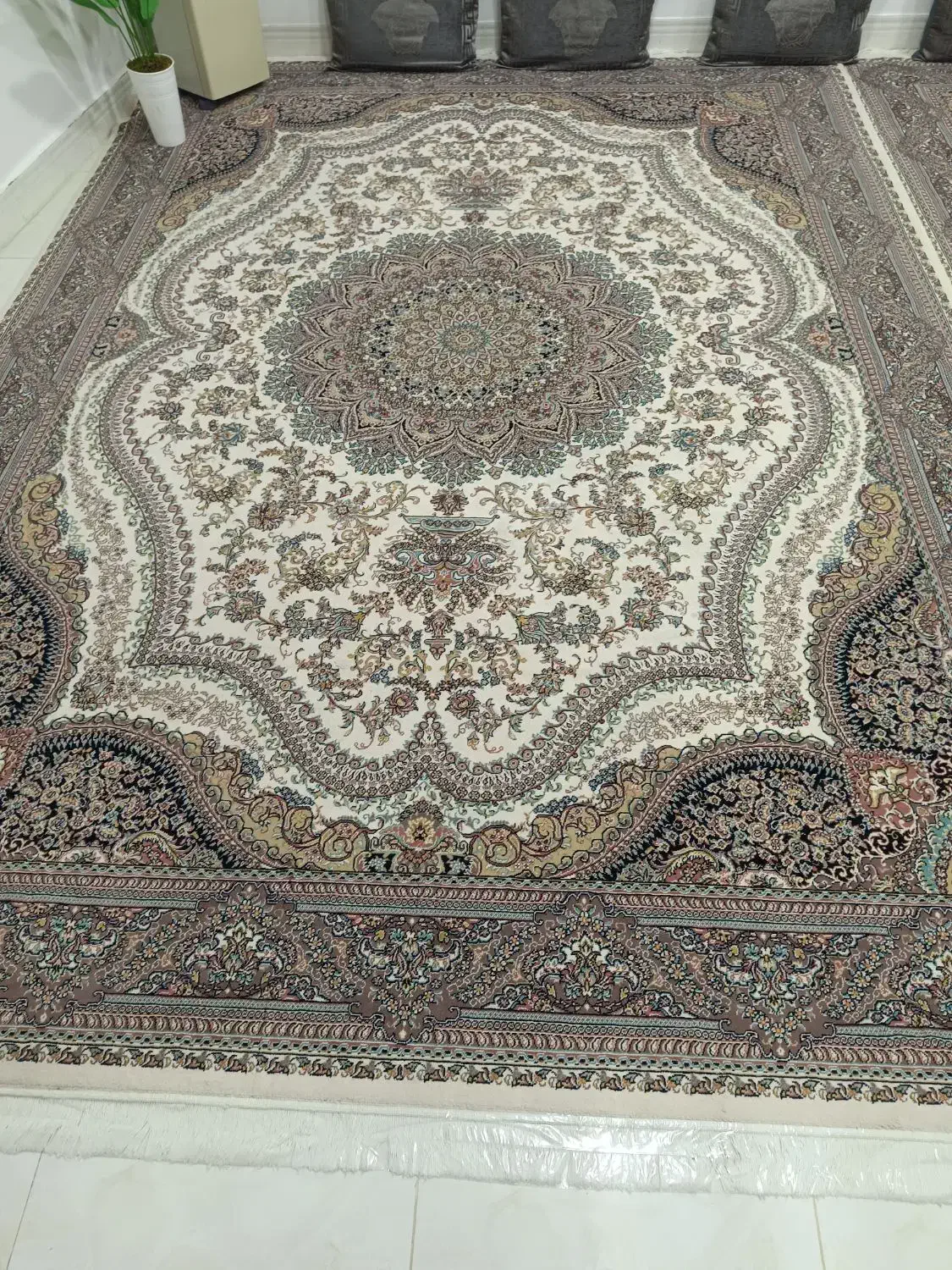 فرش 12 متری دو عدد|فرش|سوسنگرد, |دیوار