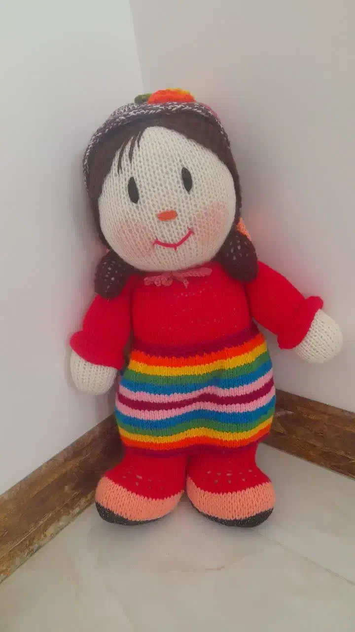 عروسک|اسباببازی بچه|کاشان, امیرکبیر|دیوار