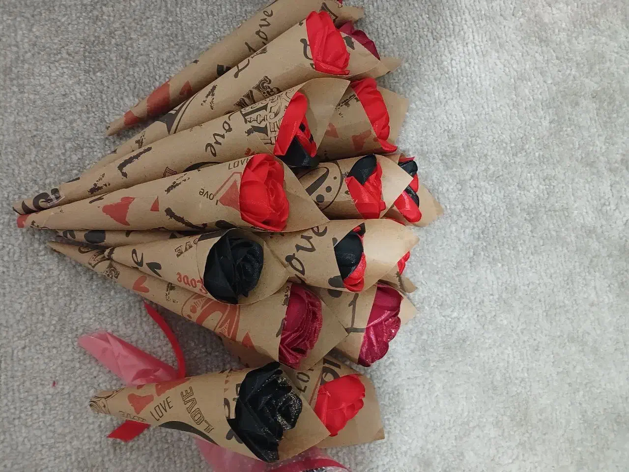 گلهای زیبا|گل مصنوعی|سنندج, |دیوار