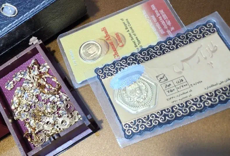 مقداری طلا متفرقه به قیمت تابلو ۱۰۰ گرم +۱٪|جواهرات|پارسآباد, |دیوار