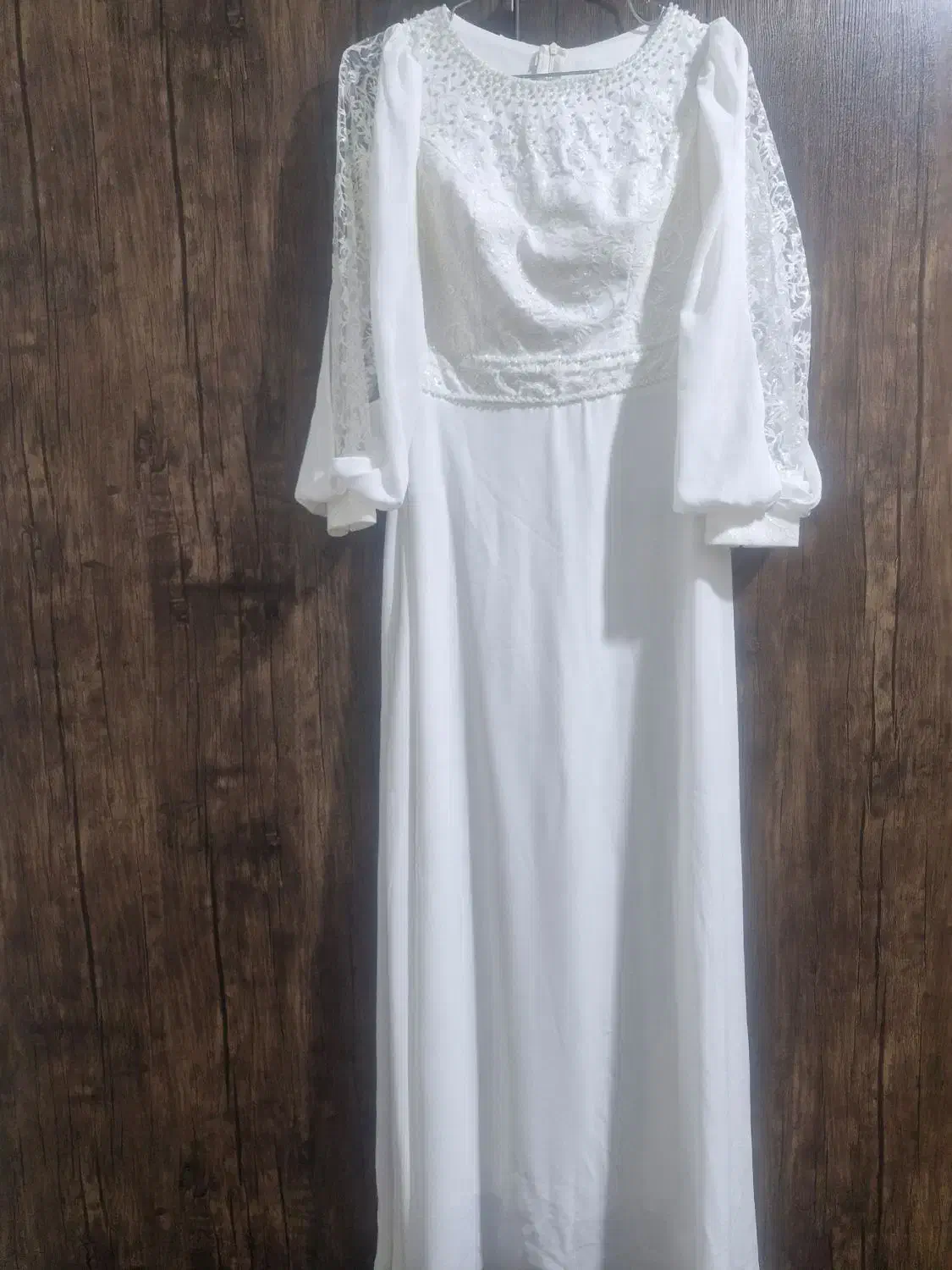 لباس عقد|لباس|هشتگرد, هشتگرد قدیم|دیوار