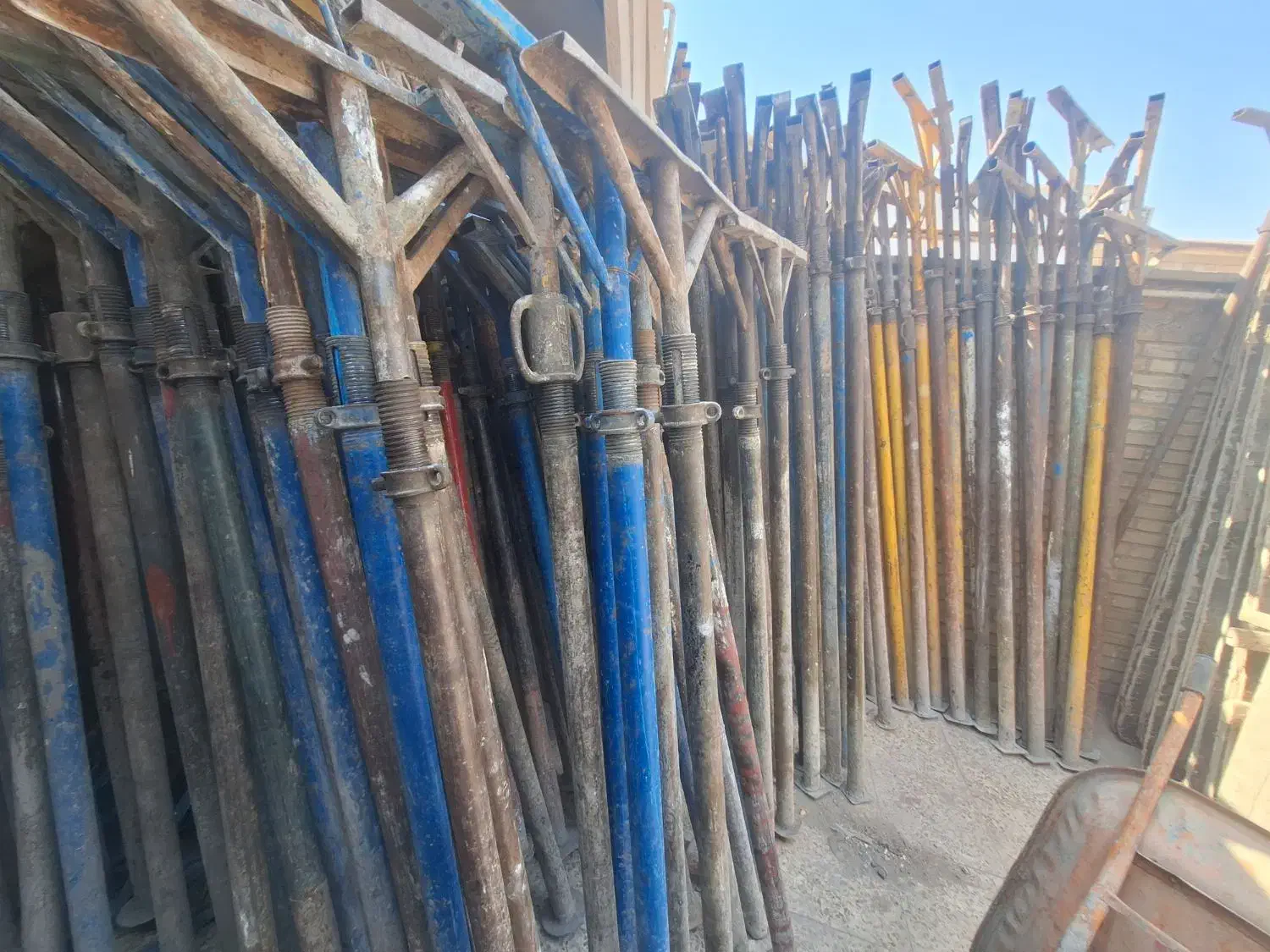 اجاره بالابر60مترساختمانی چاه ابزارکارتخته داربست|مصالح و تجهیزات ساختمان|اندیمشک, |دیوار