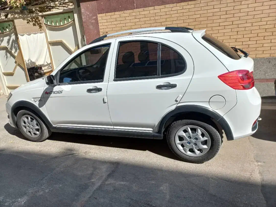 کوییک سفید GX|خودرو سواری و وانت|اصفهان, ابر|دیوار