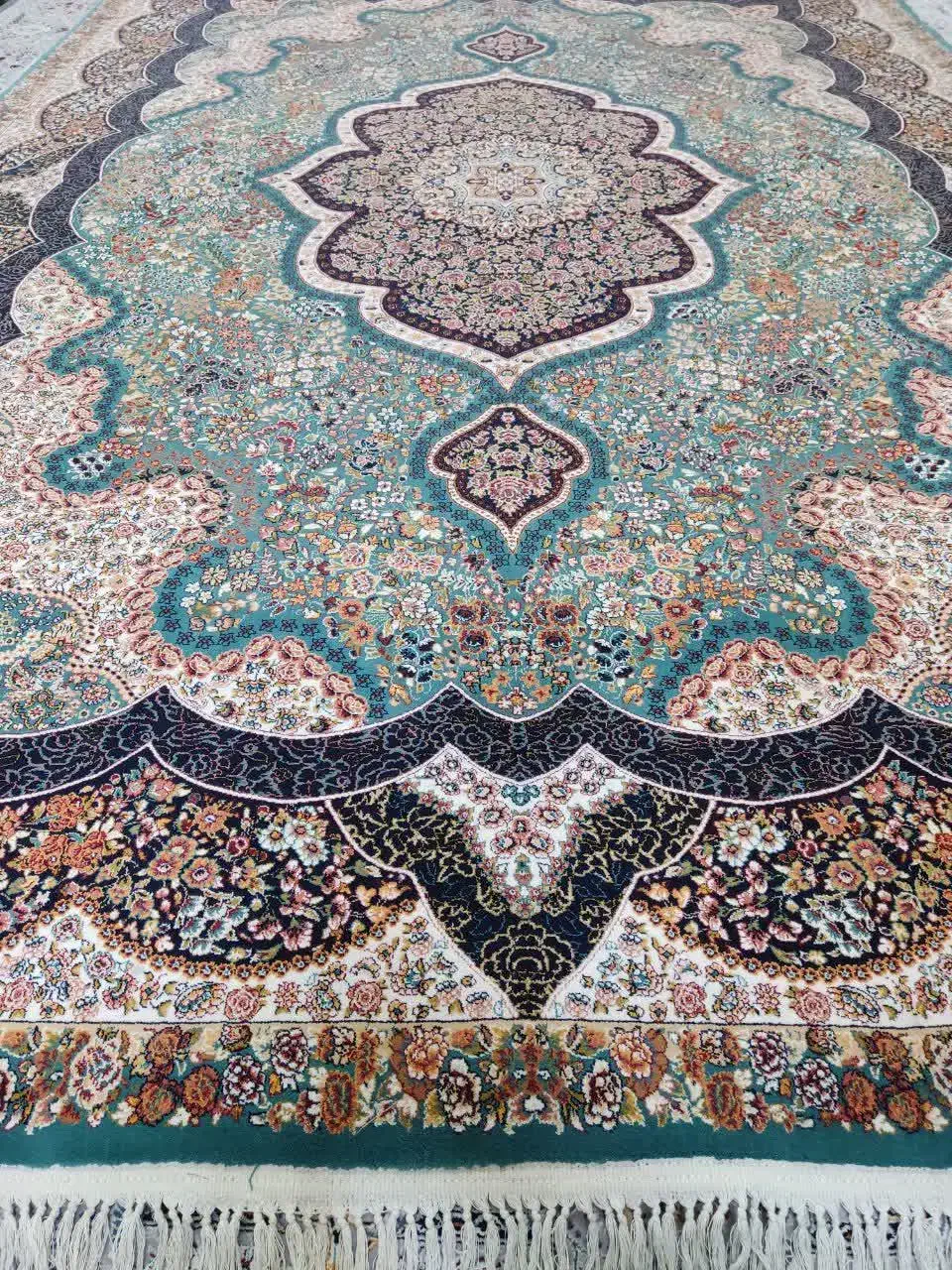 خرید وفروش فرش دست دوم|فرش|اردکان, |دیوار