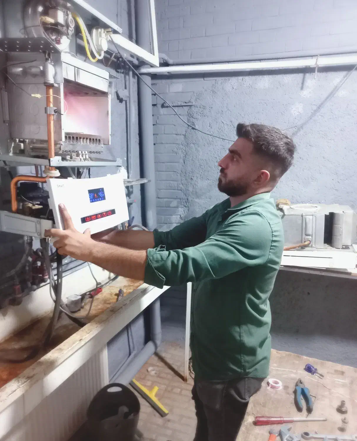 تعمیرات تخصصی پکیج،تعمیرکار،تعمیرات برد|خدمات پیشه و مهارت|کرمانشاه, |دیوار