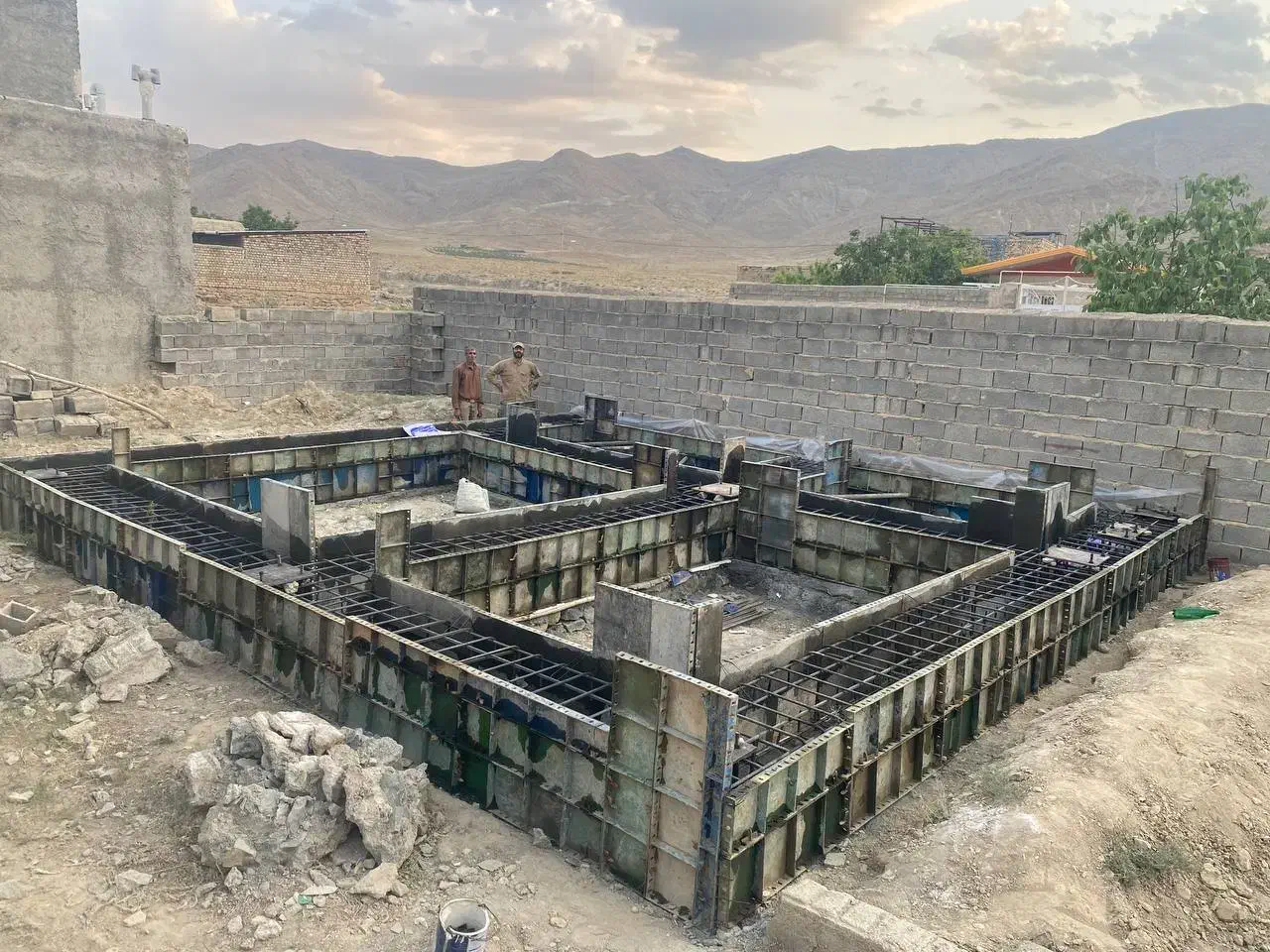 اجرای اسکلت بتن|خدمات پیشه و مهارت|شازند, |دیوار