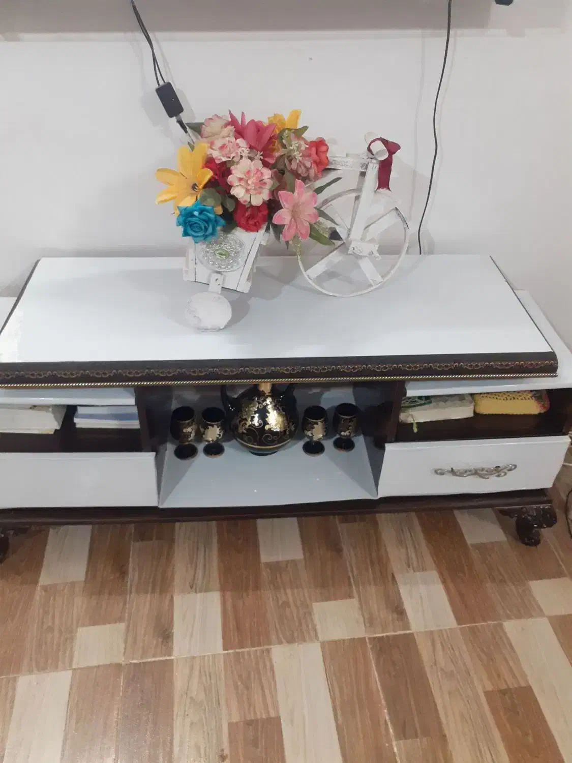 میز تلویزیون|میز تلویزیون|نیشابور, شریعتی|دیوار