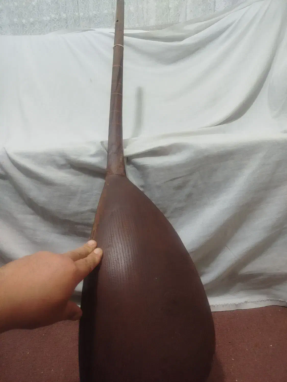 دوتار خراسان|سازهای سنتی|گرگان, |دیوار