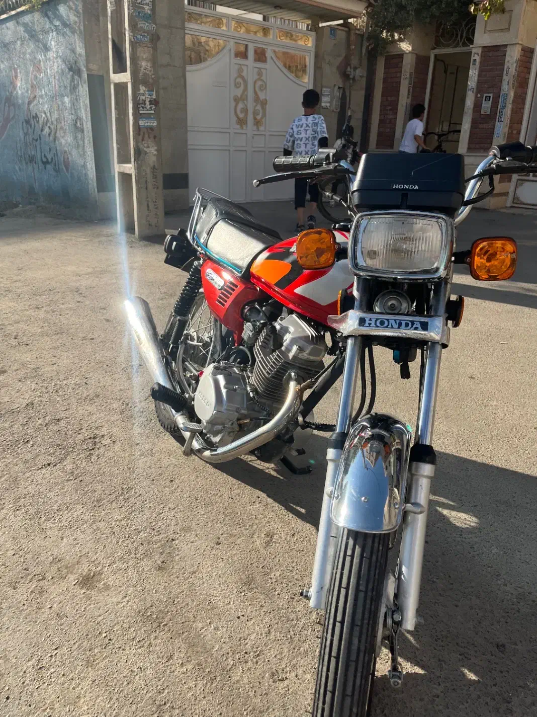 هوندا بهرو رهرو ۹۷|موتورسیکلت|رباطکریم, رباطکریم|دیوار