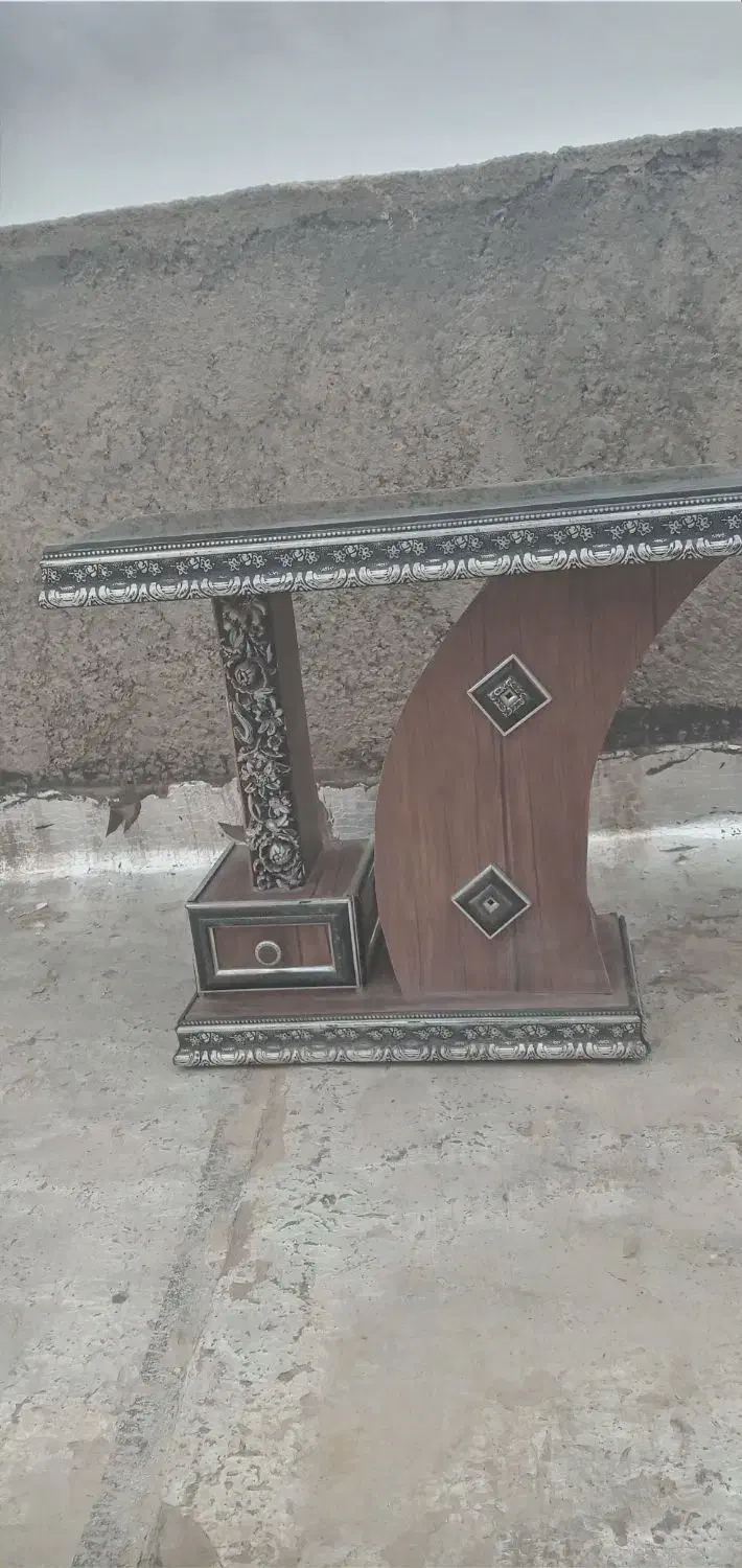 میزآینه شمعدان|بوفه، ویترین، کنسول|بیرجند, |دیوار