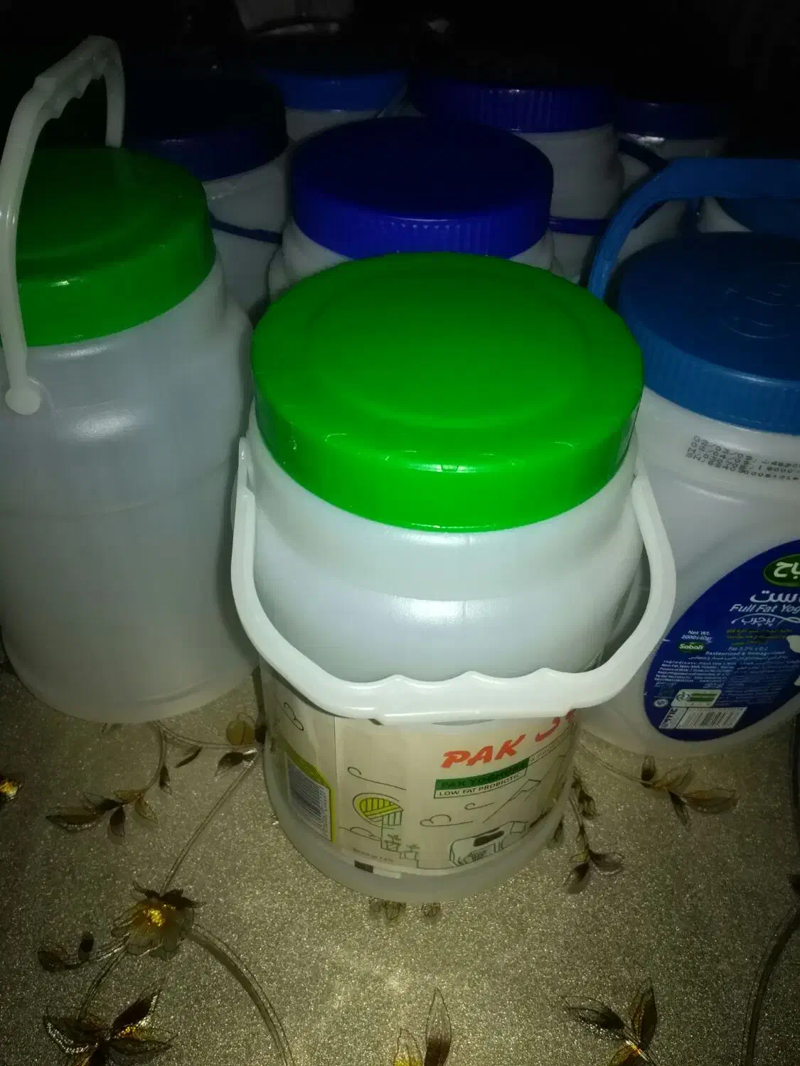 پانزده عدد دبه دو کیلویی فقط 60تومان|ظروف نگهدارنده، پلاستیکی، یک‌بارمصرف|سمنان, |دیوار