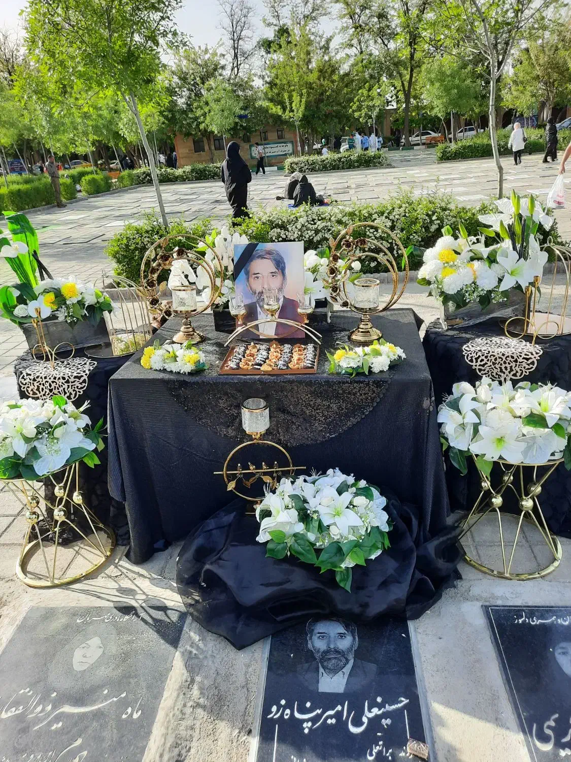 تشریفات پرسنل خانم و آقافقط کافیه یکبارانتخاب کنید|خدمات پذیرایی، مراسم|مشهد, احمدآباد|دیوار