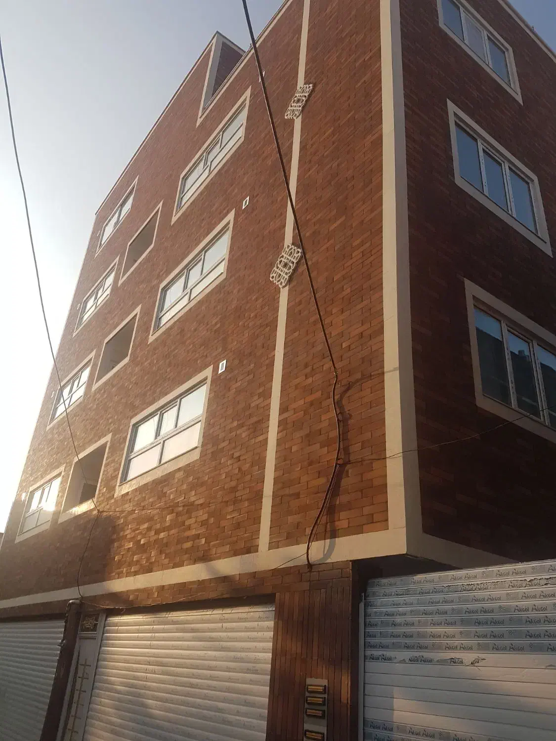 فروش آپارتمان ۱۱۰ متری ۲ خوابه|فروش آپارتمان|عجب شیر, |دیوار