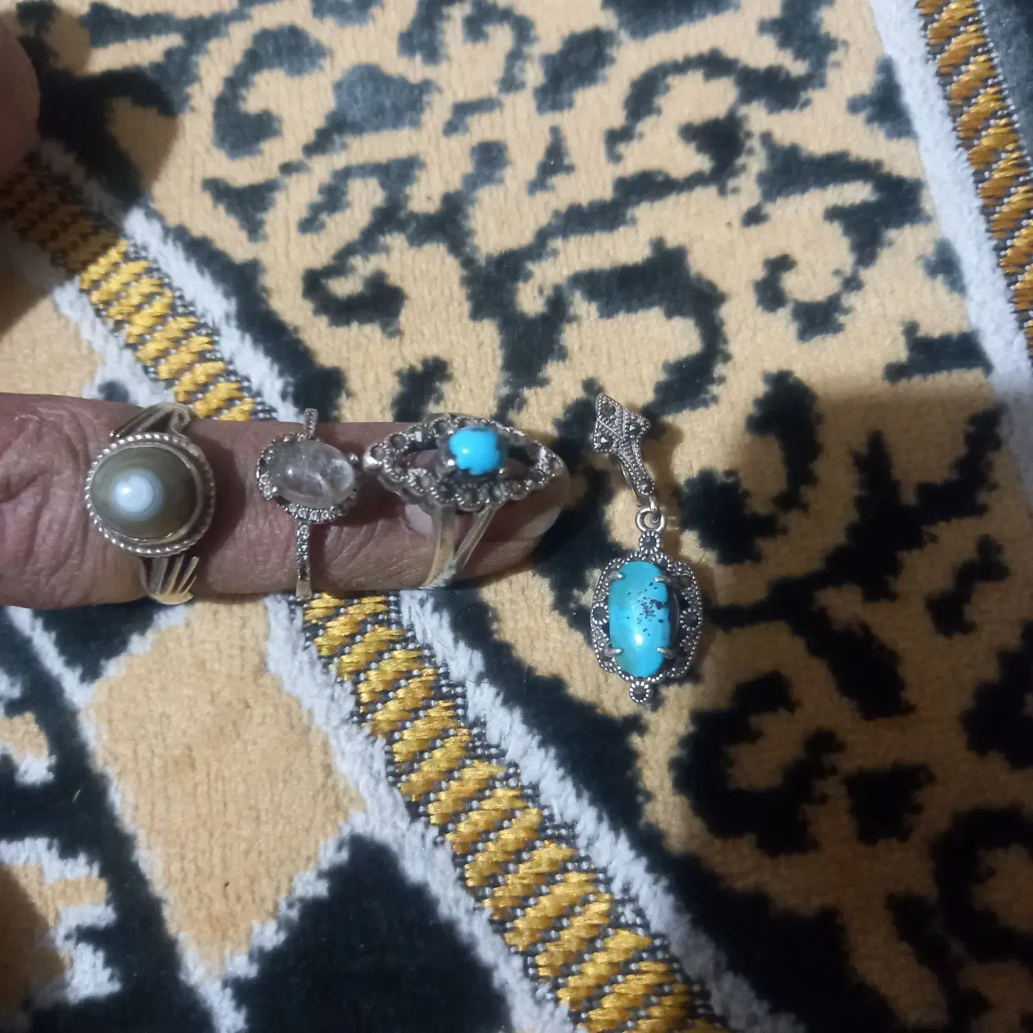 سه عدد انگشتر نقره یک لنگ گوشواره|جواهرات|خمینی‌شهر, |دیوار