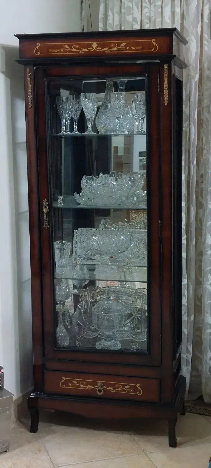 ویترین|بوفه، ویترین، کنسول|کاشان, سه راه پرورشگاه|دیوار