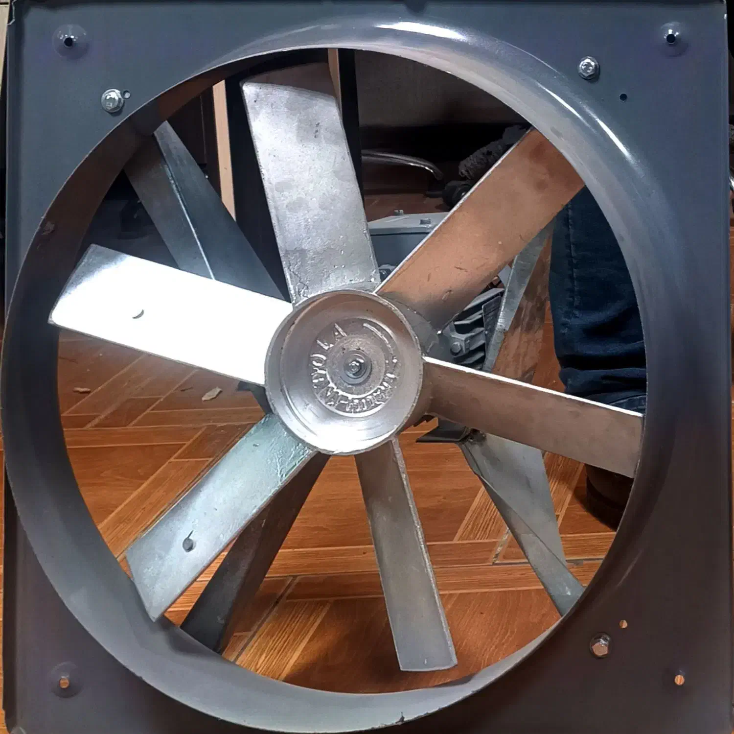 فروش انواع هواکش های خانگی و صنعتی و سانتریفیوژ|ماشینآلات صنعتی|قم, مسجد امام حسن|دیوار