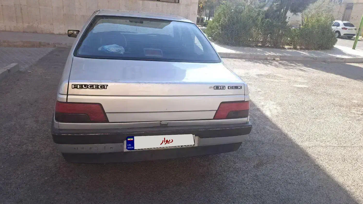 پژو ۴۰۵ مدل ۸۸|خودرو سواری و وانت|فولادشهر, B7|دیوار