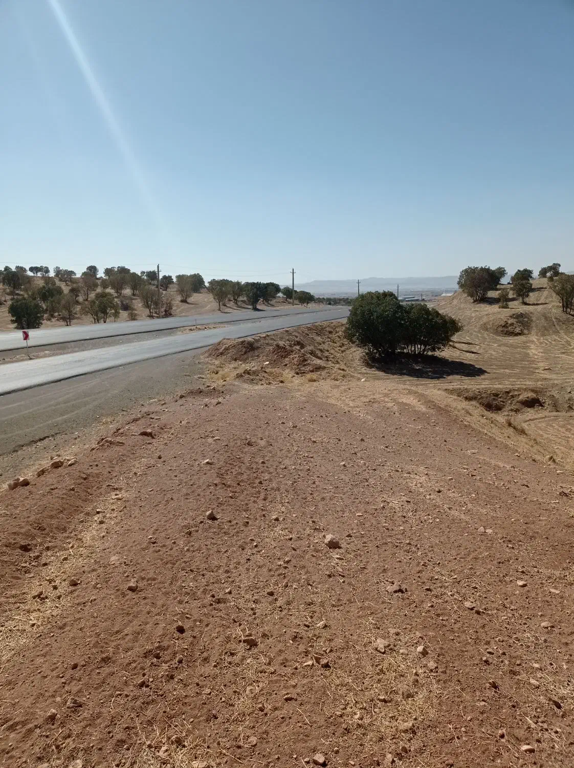 فروش فوری ۳/نیم هکتارزمین بهرجاده خرم آباد کوهدشت|فروش زمین و ملک کلنگی|کوهدشت, |دیوار