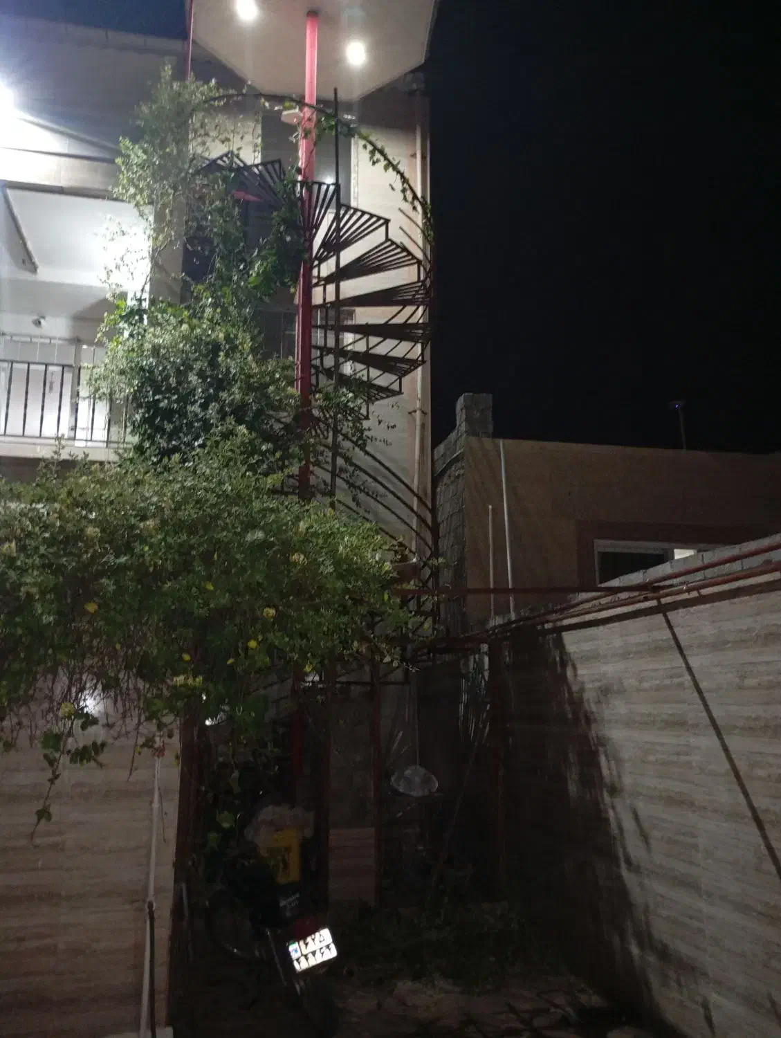 اجاره ویلا سالیانه روزانه وساعتی گیلان چمخاله|اجارهٔ کوتاهمدت ویلا و باغ|چاف و چمخاله, |دیوار