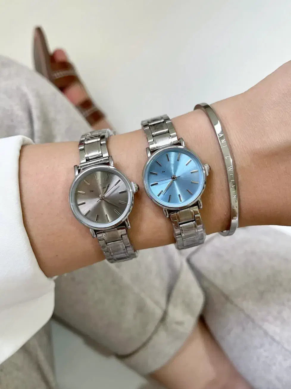 ساعت پتک فیلیپ|ساعت|قم, عربستان|دیوار