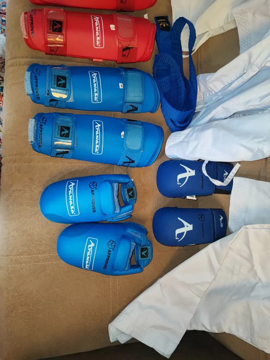 تمامی لوازم کاراته در حد نو|تجهیزات ورزشی|بندر انزلی, انصار الحسین|دیوار