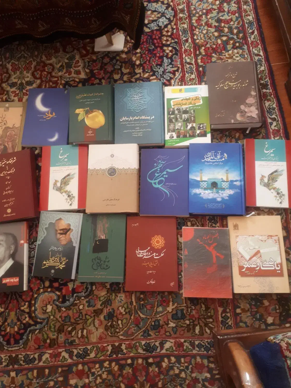 چند جلد کتاب ادبی نو|کتاب و مجله ادبی|کرمان, |دیوار