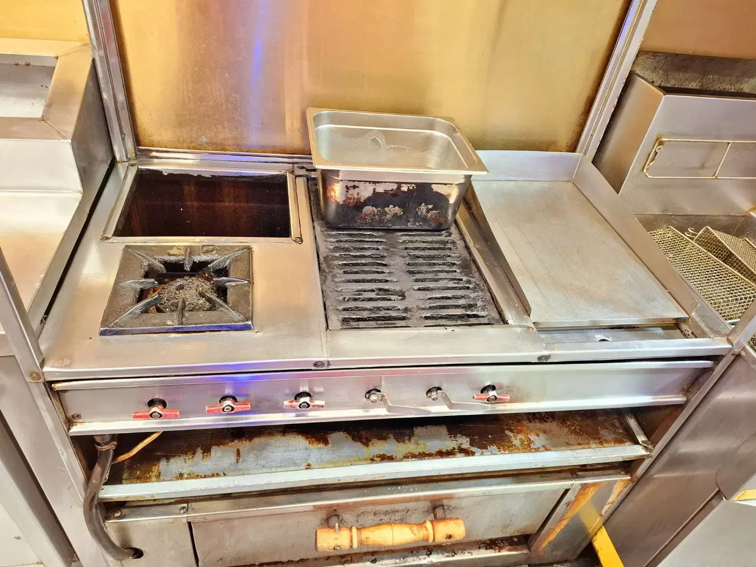 کانکس فست فود|کافی‌شاپ و رستوران|تهران, امیرآباد|دیوار