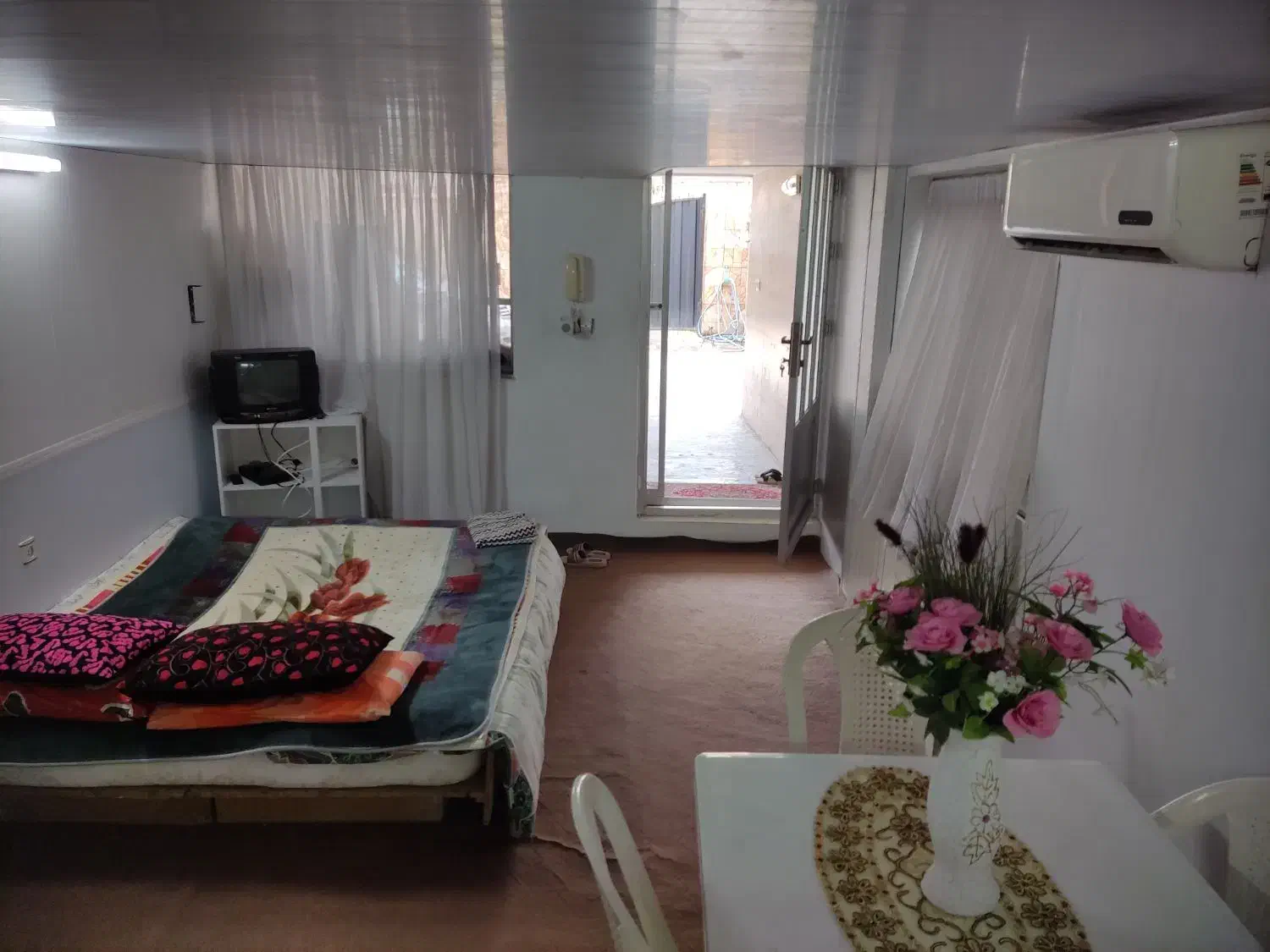 سوییت ویلایی ۳۰ متری ، امکانات کامل ،  پارکینگ دار|اجارهٔ کوتاه‌مدت آپارتمان و سوئیت|چالوس, |دیوار