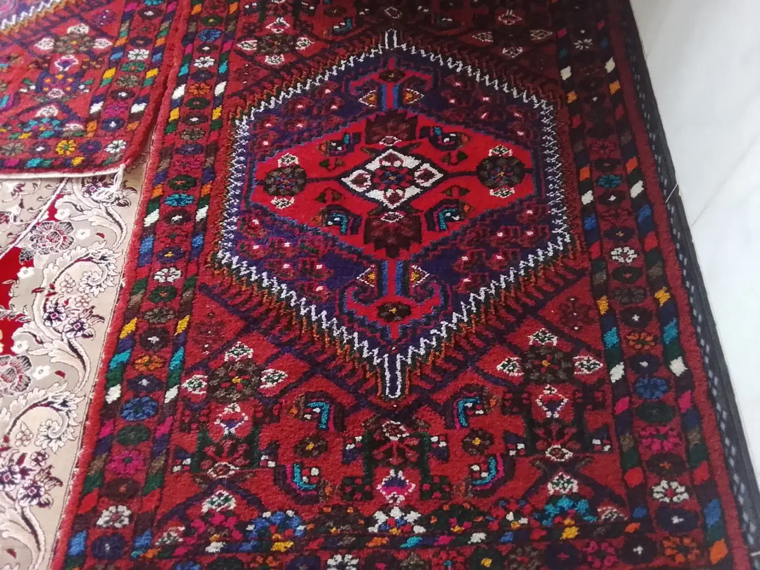 یک‌تخته‌فرش‌زرنیم|فرش|قیدار, |دیوار