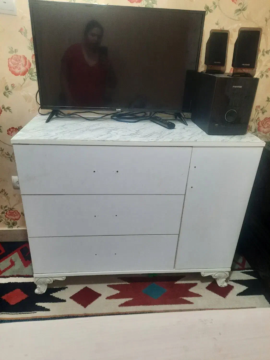 دراور|جاکفشی، کمد، دراور|بومهن, |دیوار