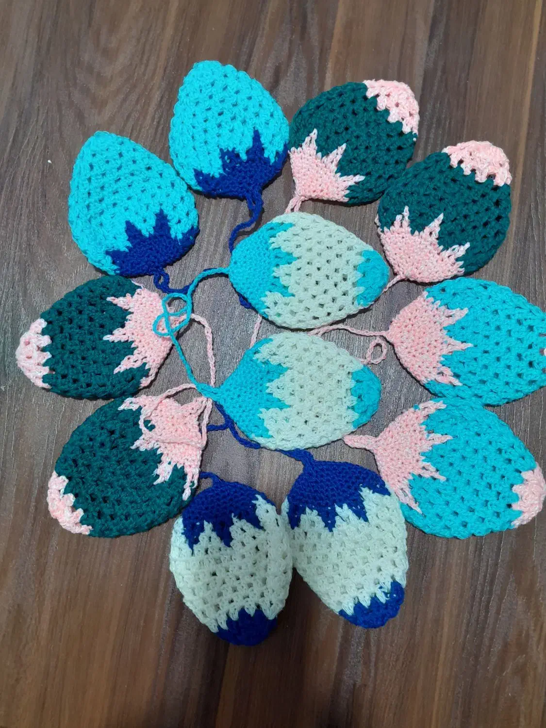 دست گیره  بافتنی توت فرنگی|لوازم خیاطی و بافتنی|لاهیجان, آهندان|دیوار