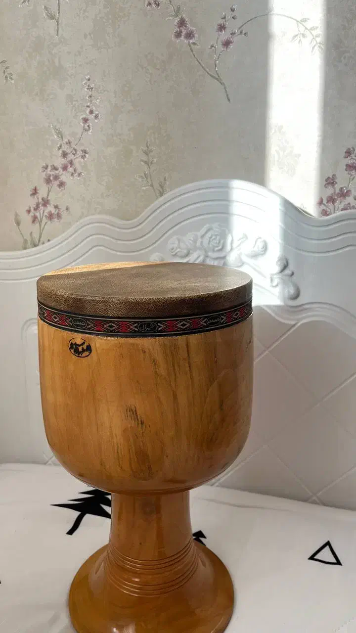 تنبک|سازهای سنتی|گرگان, |دیوار