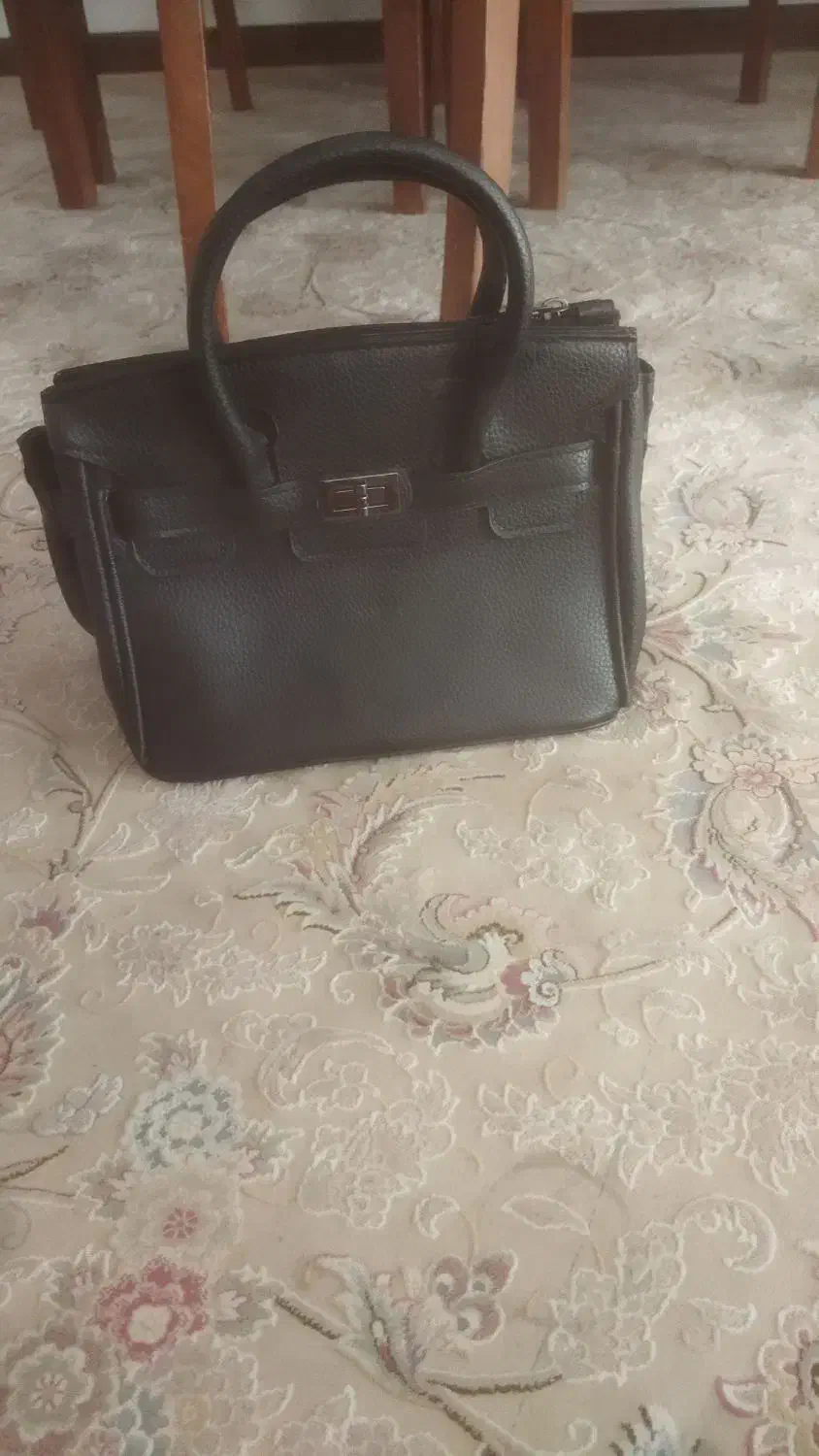 کیف|کیف، کفش، کمربند|زاویه, |دیوار