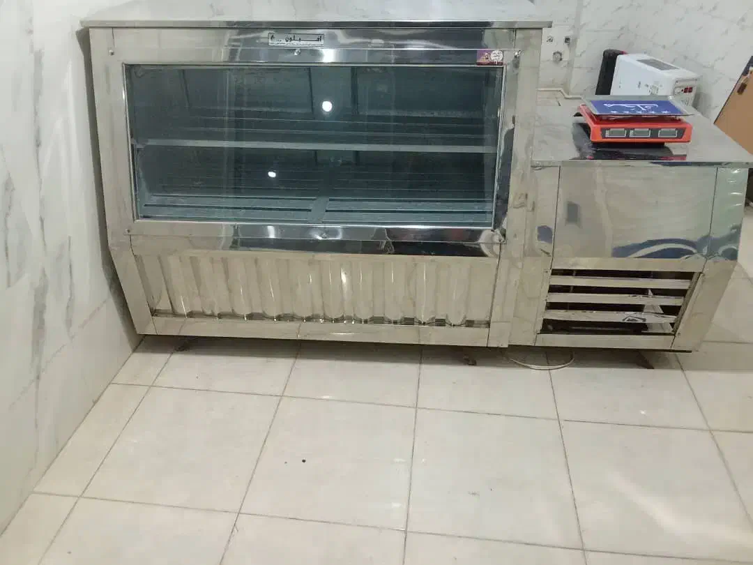 یخچال مرغ فروشی|فروشگاه و مغازه|خمینیشهر, |دیوار