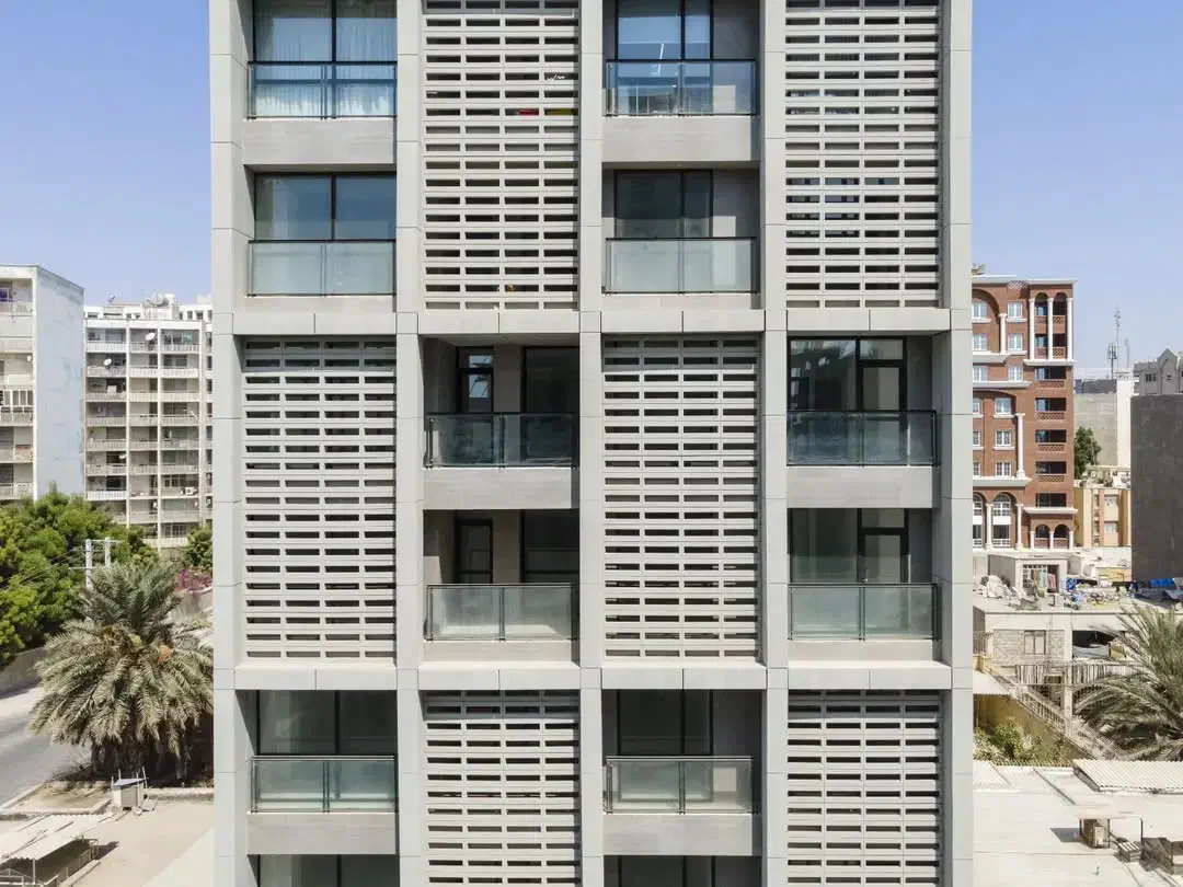 مغازه ۸۸ متری /مرکز شهر /دو نبش /پلاک یک|اجارهٔ مغازه و غرفه|بندرعباس, |دیوار