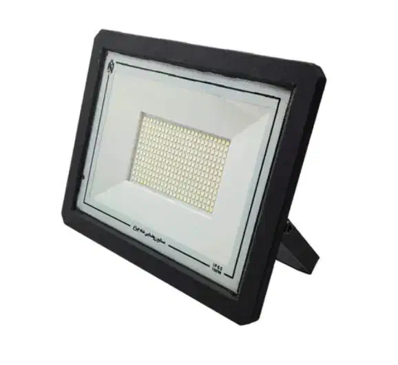 پرژکتور ۱۰۰ وات شاهچراغ ۲ سال گارنتی|لامپ و چراغ|اصفهان, صدف|دیوار