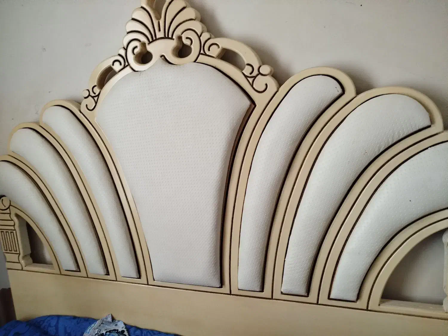 تخت خواب دو نفره کمدلباس زیر تلویزیون|جاکفشی، کمد، دراور|پارسآباد, |دیوار