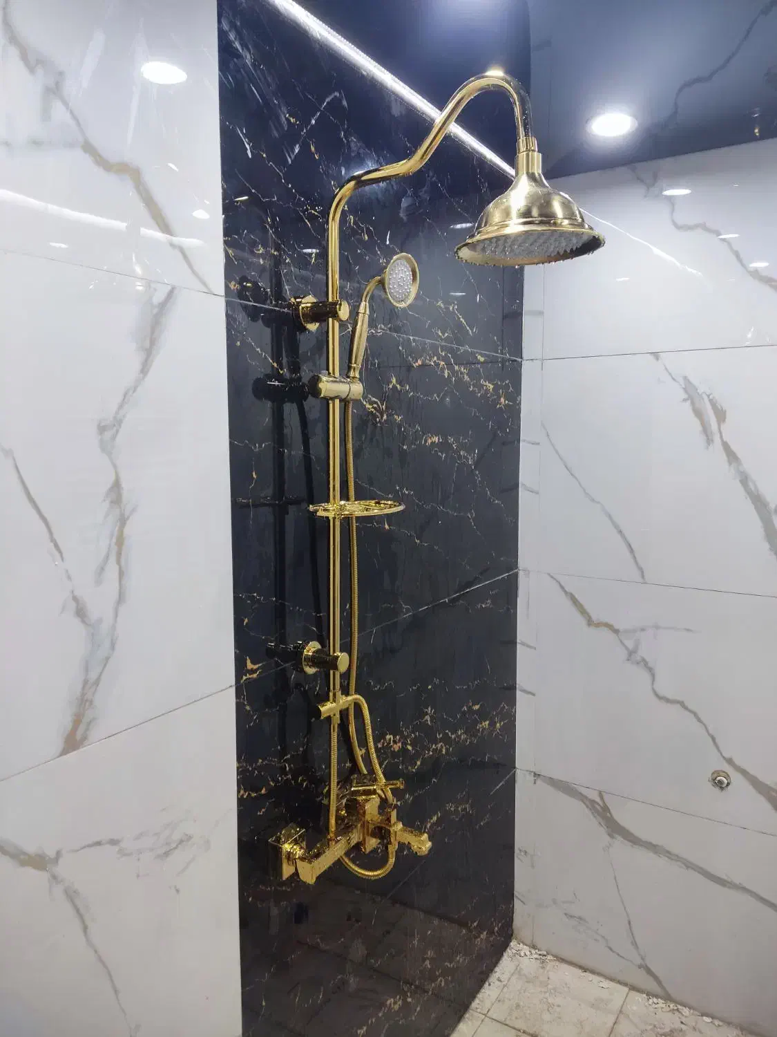 انجام کلیه امور تاسیسات|خدمات پیشه و مهارت|فولادشهر, سایت صنعتی کاوه|دیوار