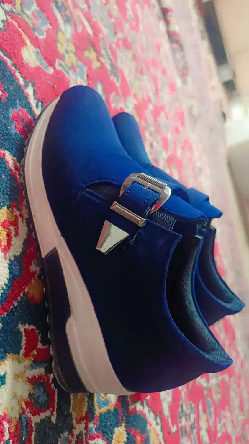 کفش|کیف، کفش، کمربند|قم, دروازه ری|دیوار