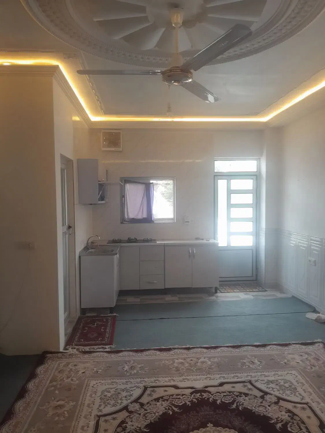 سوئیت محمد کمی .نوساز نزدیک بازارچه ساحلی|اجارهٔ کوتاه‌مدت آپارتمان و سوئیت|بندر ترکمن, |دیوار