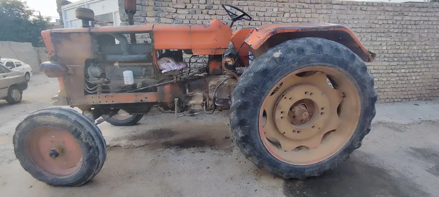 تراکتور  رومانی مدل ۱۳۶۰ آماده بکار|خودرو سنگین|بجنورد, |دیوار