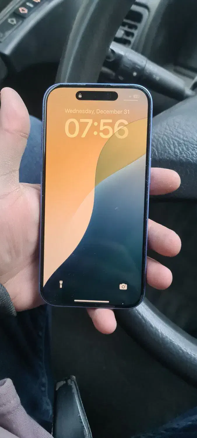 ایفون۱۶ ۲۵۶ گیگ نو نو اصلا کار نکرده|موبایل|تهران, اتحاد|دیوار