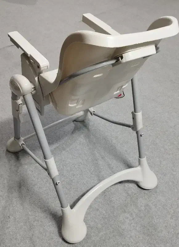 صندلی غذا کودک|تخت و صندلی بچه|بجنورد, |دیوار