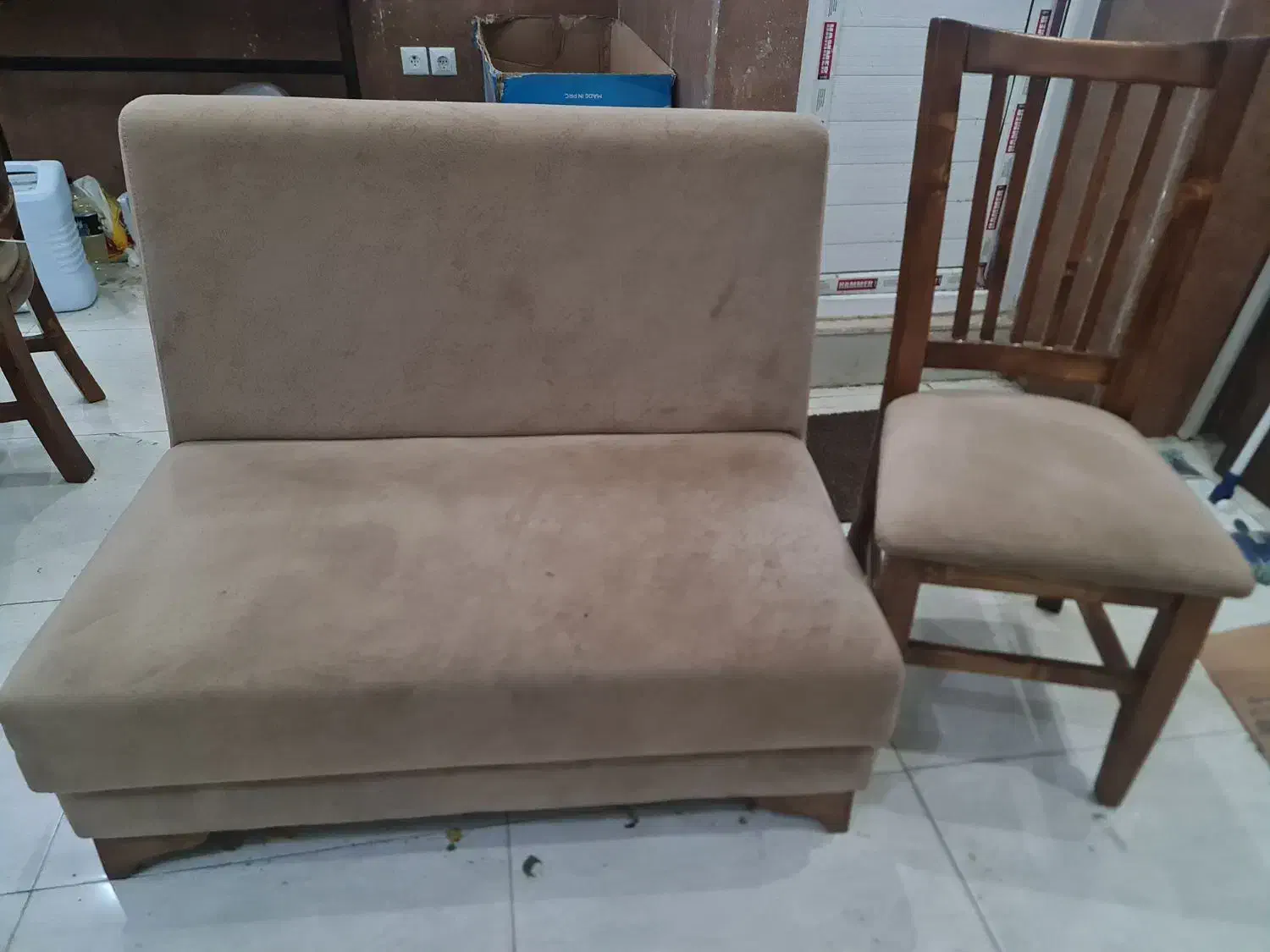 میز و صندلی و مبل|مبلمان خانگی و میز عسلی|رشت, حسین آباد|دیوار