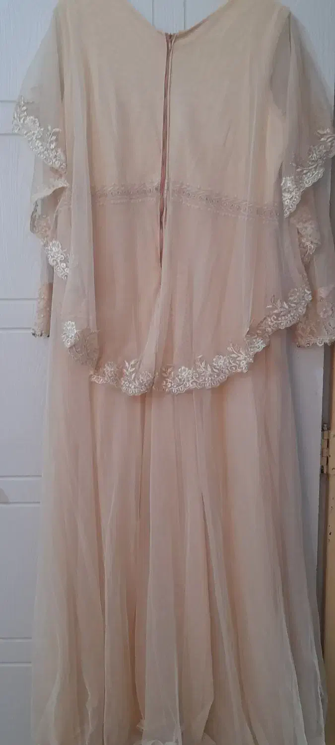 لباس مجلسی|لباس|میبد, |دیوار